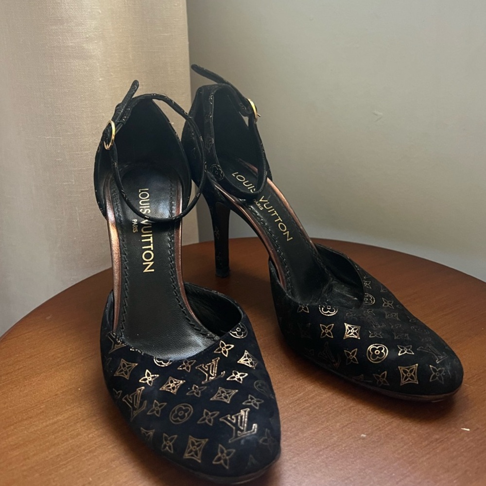 Louis Vuitton Black Women's Heels